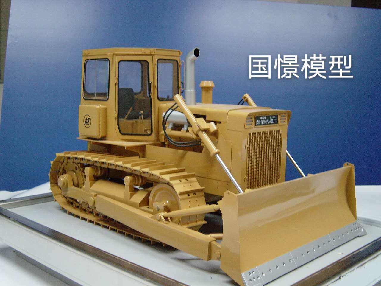 荥经县车辆模型