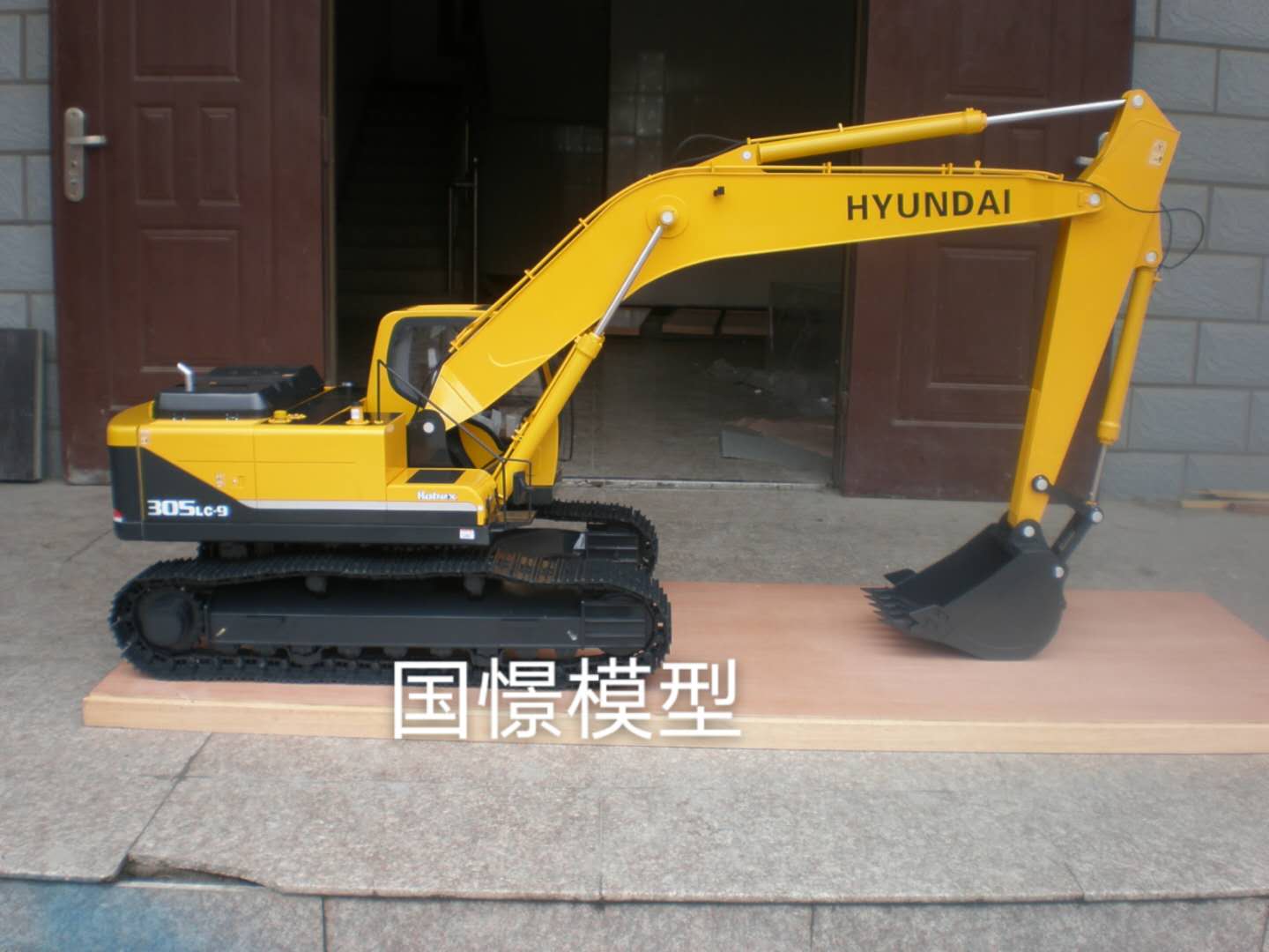 荥经县机械模型